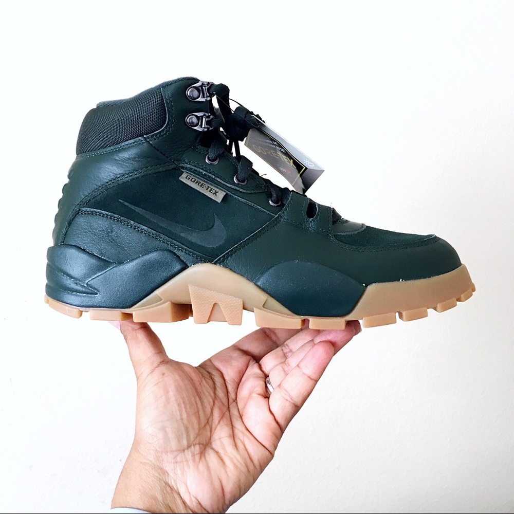 Nike RHYODOMO Gore-Tex Boots